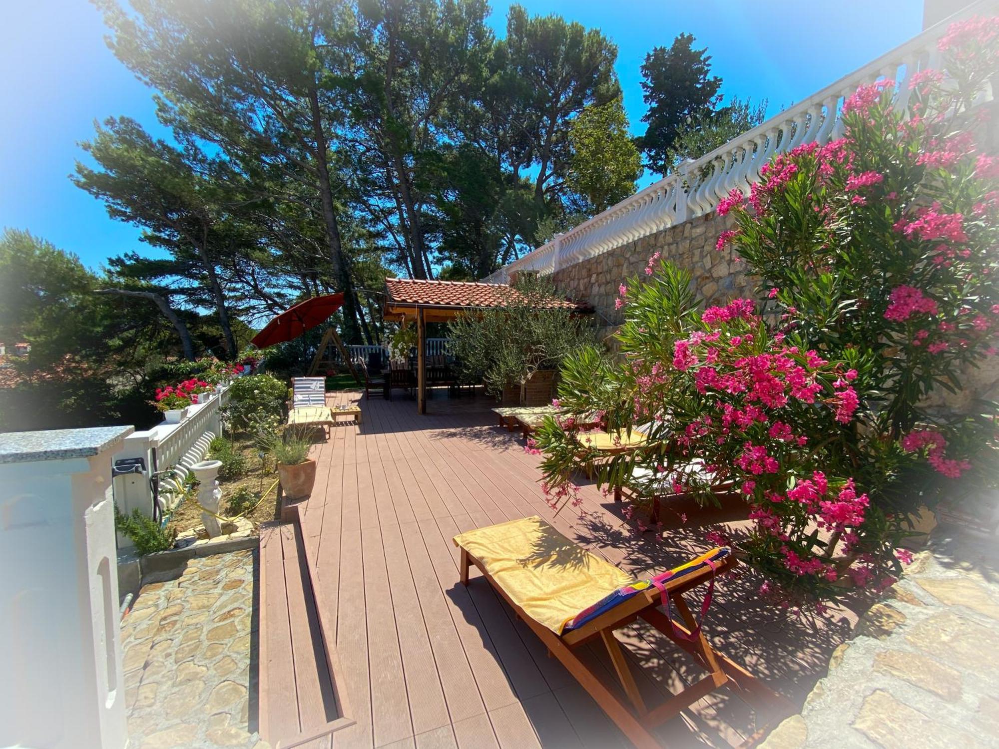 Apartments Happy Island Rab 라브 외부 사진